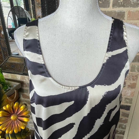 H&M Asymmetrical White and Blue Maxi Dress, Modern & Sophisticated Sz Small - Picture 2 of 15